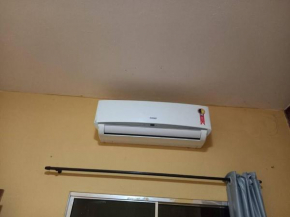 casa,ar condicionado,suíte e garagem no major prates